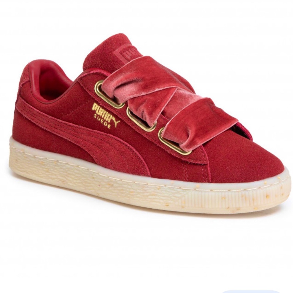 Puma - Basket Heart Suede Runners